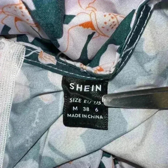 Women SHEIN Green Floral Mini Dress Size M - Picture 8 of 10